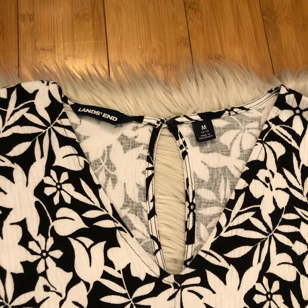 Lands End Gauze Crinkle Floral Black White Wide Leg Jumpsuit size M (10/12)
